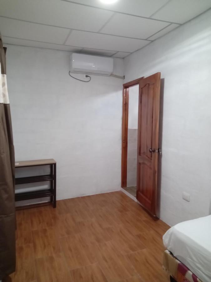Casa De Alexis Ξενοδοχείο Puerto Baquerizo Moreno Εξωτερικό φωτογραφία