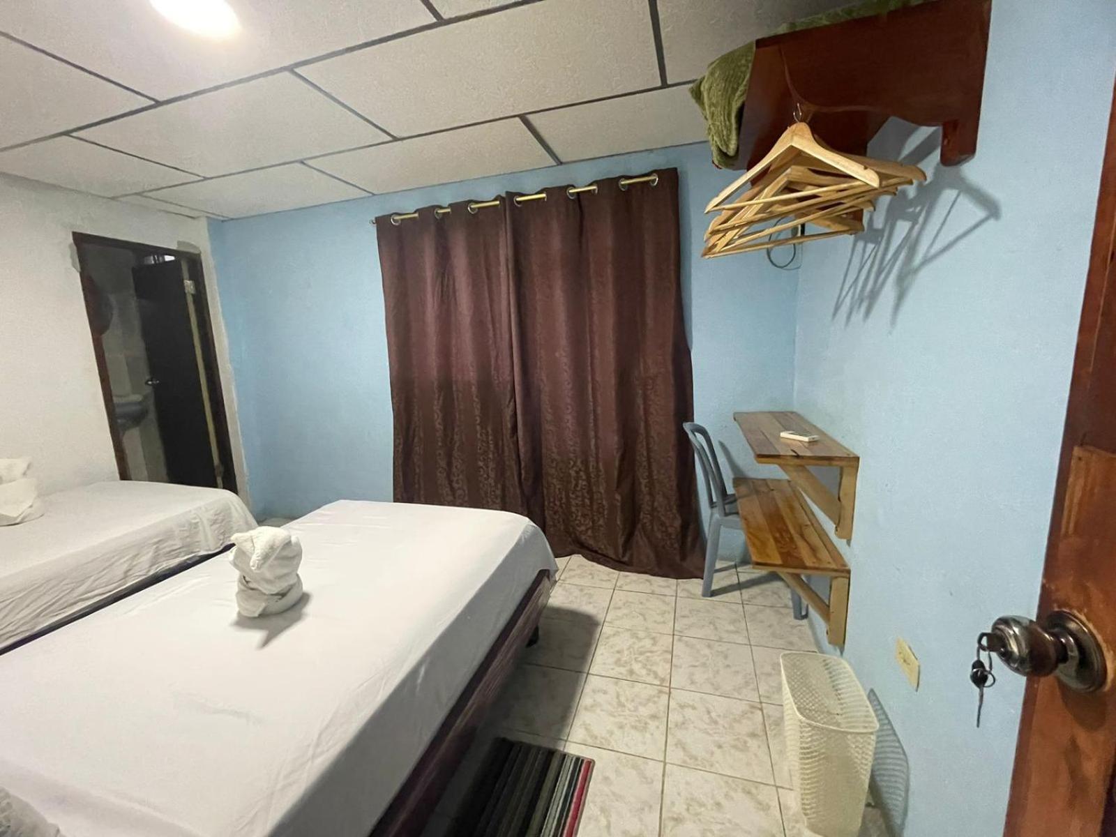 Casa De Alexis Ξενοδοχείο Puerto Baquerizo Moreno Δωμάτιο φωτογραφία